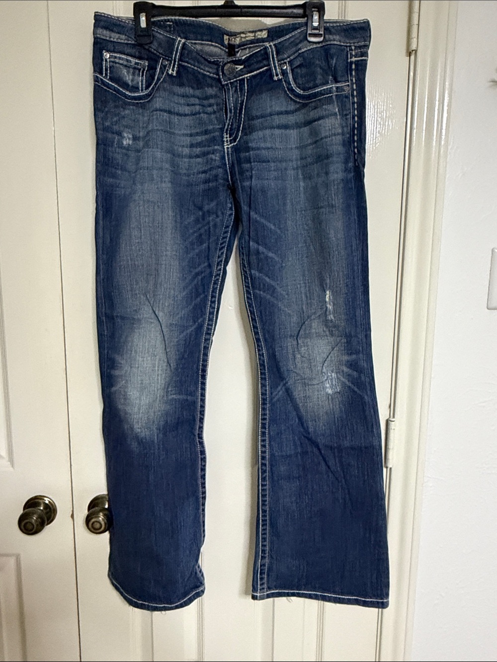 Buckle 2010 Size 12 Women's Boot Cut Jeans - Blue